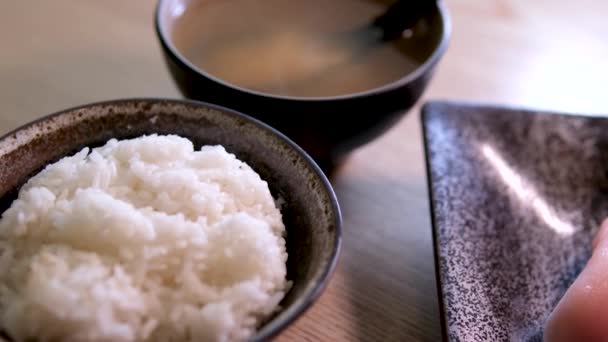 Miso Soep Traditionele Japanse Soep Die Voornamelijk Gemaakt Van Miso — Stockvideo