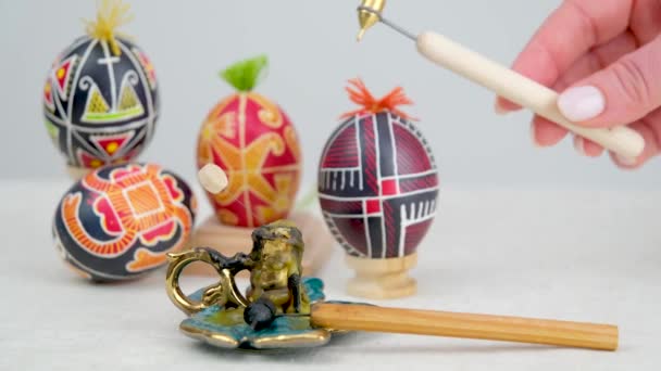 Master Class Fazer Ovos Decorados Pinturas Easter Pysanky Equipamento Vela — Vídeo de Stock