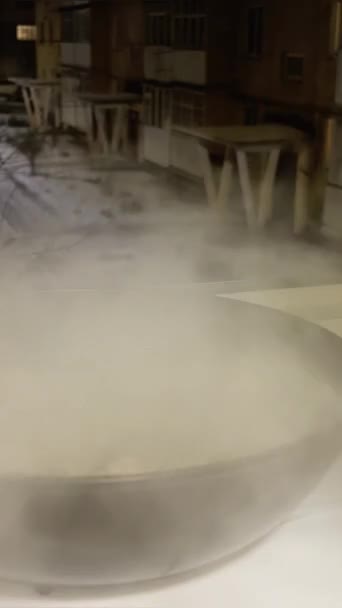 Winter Evening Snow Street Steam Comes Cooked Asian Cuisine Meat — Stock Video
