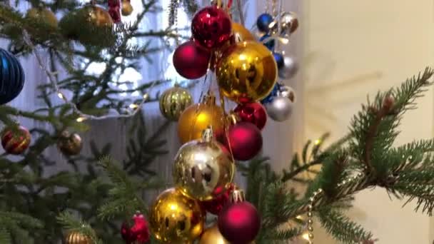 Christmas Tree Christmas Decorations Rotate Orthodox Church Decorated Christmas Tree — Stock Video