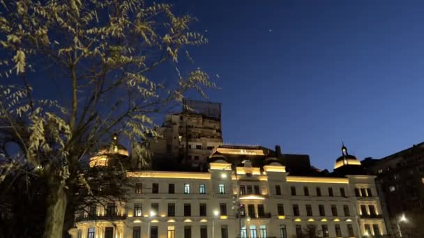 Bucarest Rumania Atracciones Noche Ciudad Gente Coches Tráfico Vida Real — Vídeos de Stock