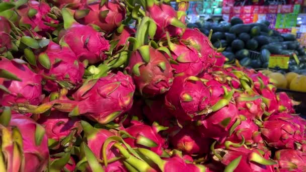 Drakfrukt Till Salu Den Öppna Marknaden Honolulu Oahu Hawaii Hög — Stockvideo