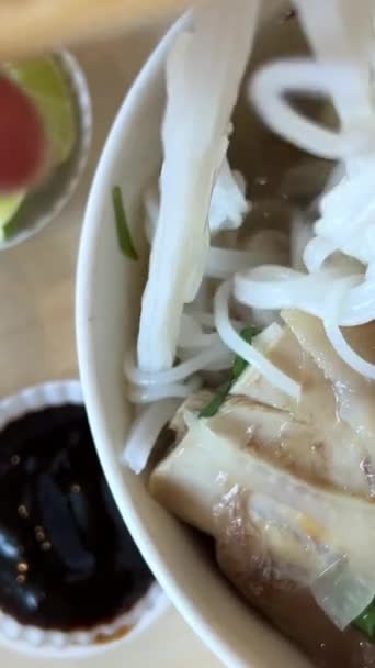 Rundvlees Noodle Soup Mien Chinese Noedels Gekookt Met Jus Noedel — Stockvideo