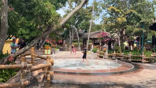 Phu Quoc Vietnam Amusement Park Water Park Amusement Park Phu — Stock Video