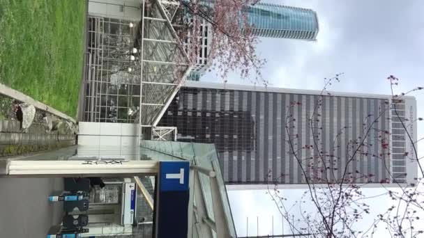 Burrard Station Vancouver Kanada Frühlingstauben Menschen Stoppen Morgen Wolkenkratzer Leben — Stockvideo