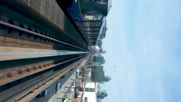 Centrum Vancouveru Britská Kolumbie Kanada Skytrain Projíždí Moderním Městě Během — Stock video