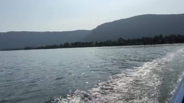 Vissershuis Indische Oceaan Vissersboot Vangen Groeien Viskwekerij Vietnam Phu Quoc — Stockvideo