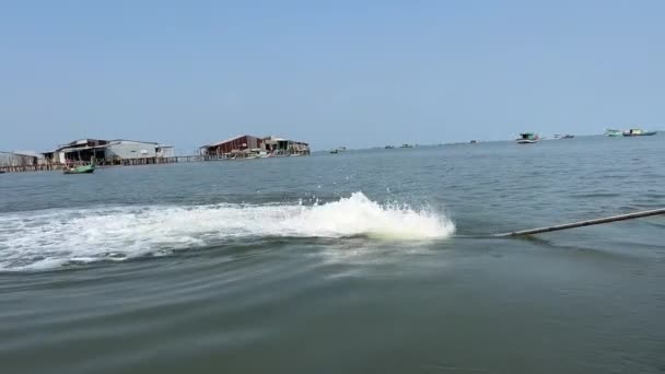 Casa Pescador Oceano Índico Barco Pesca Pegar Crescer Piscicultura Vietnã — Vídeo de Stock