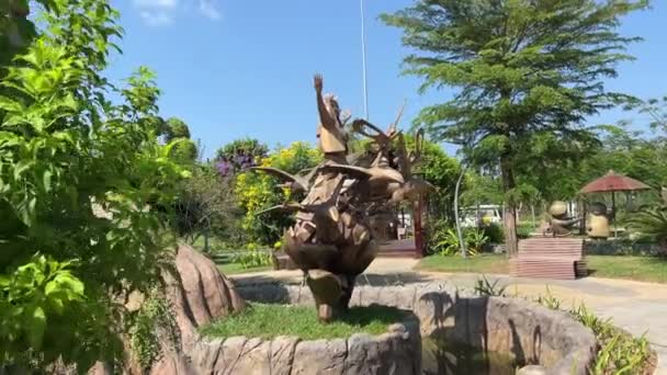 Vietnam Grand World Phu Quoc Sculptures Waterfalls Fountains Famous Entertainment — Stock Video