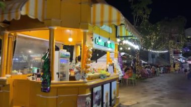 Asya 'da cennet gibi yeni bir turizm merkezi. Vietnam' da tarifsiz bir güzellik gecesi terk edilmiş bir şehir. Avrupa binaları pahalı paralar yaktı.