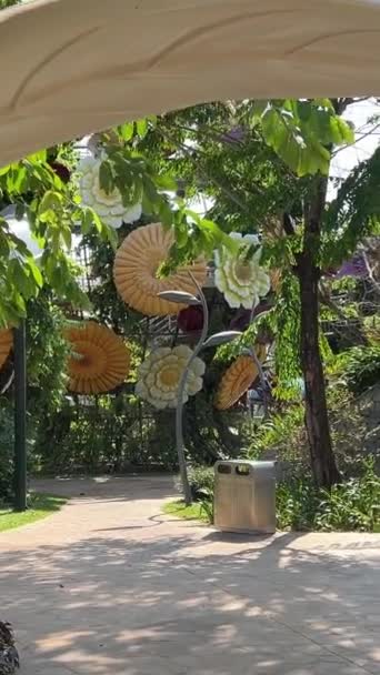 Sculptures Cascades Fontaines Célèbre Divertissement Divertissement Complexe Commercial Province Kien — Video