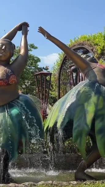 Скульптуры Водопады Фонтаны Известный Развлекательный Развлекательный Торговый Комплекс Kien Giang — стоковое видео
