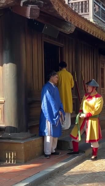 Lidé Oblečení Tradičních Japonských Šatech Reprezentují Svůj Národ Jako Krásné — Stock video