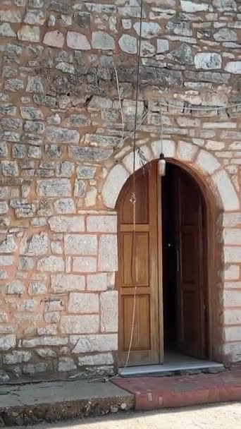 Εκκλησία Του Αγίου Νικολάου Στην Αλβανία Στο Βουνό Αλβανία 2023 — Αρχείο Βίντεο