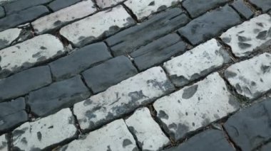 Güney Arnavutluk 'un Cirokaster kenti. Eski Şehir, UNESCO 'nun Dünya Mirası Bölgesi' dir. Mimari Binaların Kapanışı.