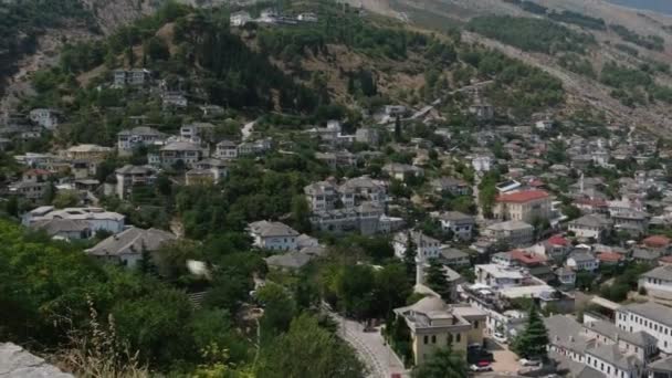 Město Gjirokaster Jižní Albánii Staré Město Zapsáno Seznamu Světového Dědictví — Stock video