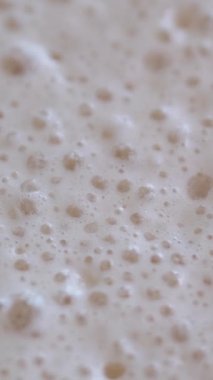Effervescent Ürün Ayini Krep Yapmaya Hazırlandı. Yakın plan çekim. Yüksek kalite 4k görüntü