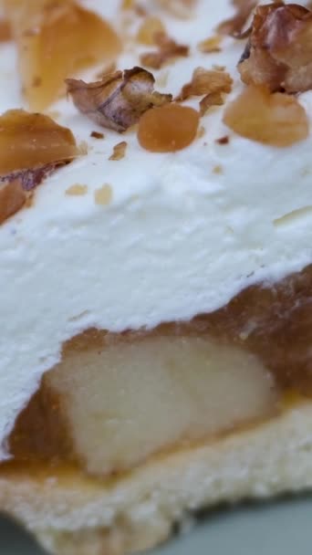 Closeup Slice Cinnamon Apple Fruit Pie Plate High Quality Photo — Stock Video