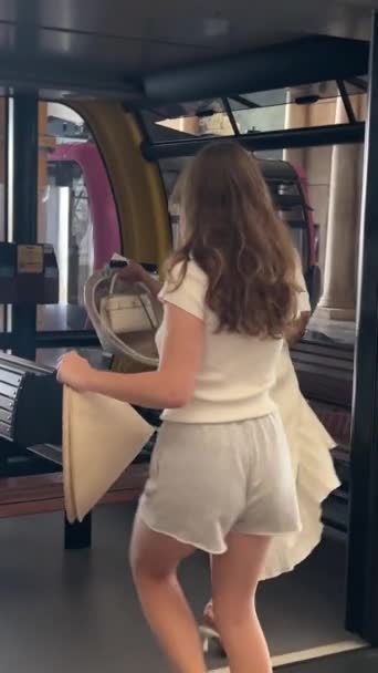 Cazibe Tatilleri Gösteriyor Cable Car Kabini Özçekim Serüveni Alır Macera — Stok video