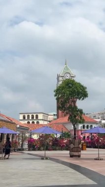 Cazibe tatilleri gösteriyor ki, Cable Car kabini özçekim serüveni alır macera heyecanı insanlar Vietnam 'da tatil ve turist Phu Quoc Adası Günbatımı Kasabası Vietnam Dünya Hon Thom 04.04.2024