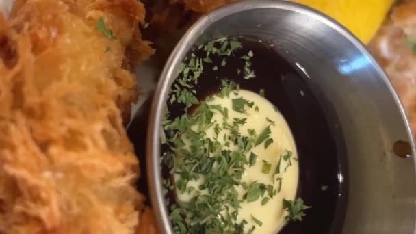 Crab Batter Sauce Seafood Restaurant Lemon Napkin Plate — Stock Video