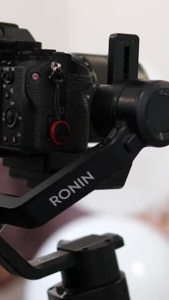 Ronin Shooting Ved Hjælp Stdc Kamera Steadicam Til Skyde Corporate – Stock-video
