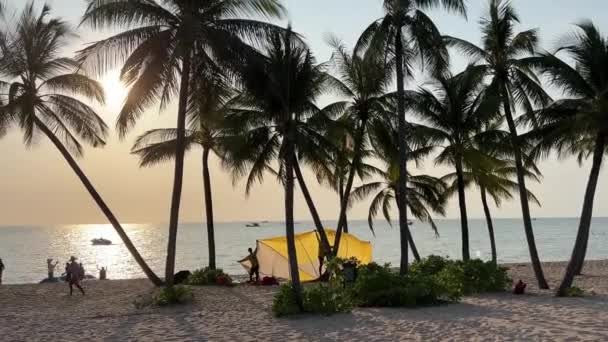 후쿠오카 Phu Quoc Sonasea 해변의 파라다이스 해변에 Parachute 인도양 럭셔리 — 비디오