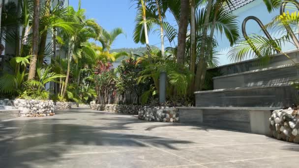 Wyndham Garden Cam Ranh Resort Outdoor Lounge Terrassencafe Mit Villas — Stockvideo