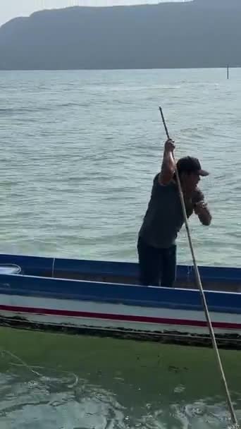 Fiskare Fiskodling Människor Arbetar Den Brinnande Solen Indiska Oceanen Vietnam — Stockvideo