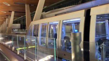 Gerçek hayatta Doha Hamad Katar Havayolları Katarı. Doha Havaalanı 04.10.2024