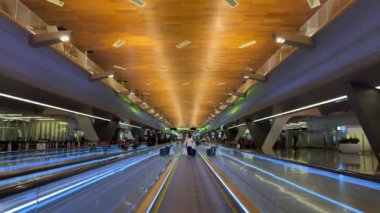 Gerçek hayatta Doha Hamad Katar Havayolları Katarı. Doha Havaalanı 04.10.2024