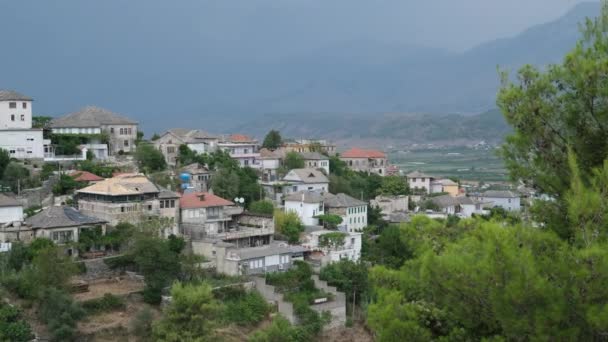 Południowa Albania Twierdza Wieży Zegarowej Gjirokaster Albania Dziedzictwo Osmańskie Jest — Wideo stockowe
