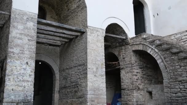 Sur Albania Torre Del Reloj Fortaleza Gjirokaster Albania Legado Otomano — Vídeo de stock