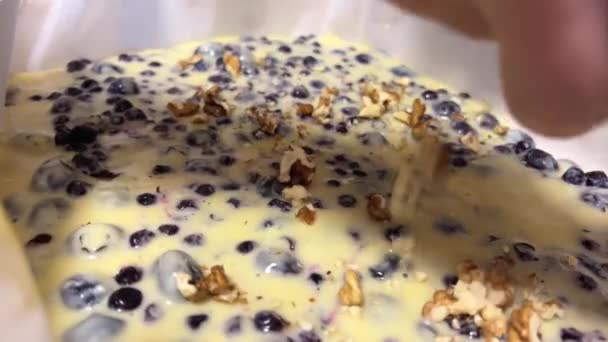 Ingrédients Pour Gâteau Cuisson Farci Avec Tarte Aux Cerises Fraîche — Video