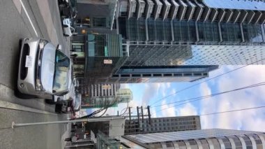 Vancouver Canada 2023 metropol büyük şehir hayatı gökdelenler yeni modern ve eski evler ofis trafiği trafik trafiği Vancouver Mimarisi zaman çizelgesi