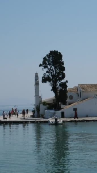 Vitorlás Hajók Egy Gyönyörű Öbölben Paxos Sziget Görögország Görögország Korfu — Stock videók