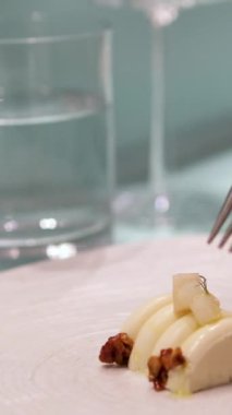 Moleküler mutfak, minyatür tatlı veya pate jelatinimsi madde