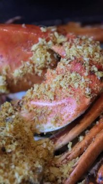 Lezzetli deniz ürünleri hazırlandı ve servis edildi. Yüksek kalite 4k görüntü