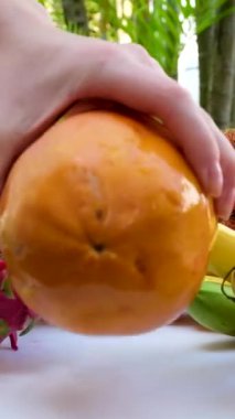 Papaya meyvesi, taze papaya, çiğ vejetaryen yemeği. Yüksek kaliteli FullHD görüntüler