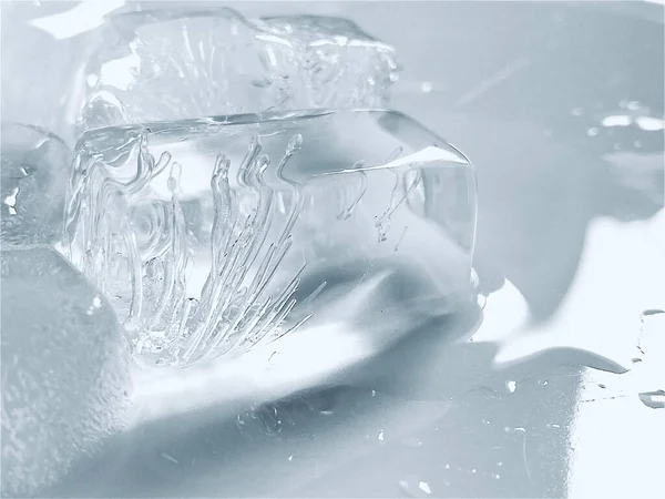 氷のキューブの背景 氷のキューブのテクスチャや背景それは私が新鮮で良い感じになります 氷と冷たい飲み物は 私たちがリラックスした感じになります 飲料やリフレッシュビジネスのために作られました — ストック写真