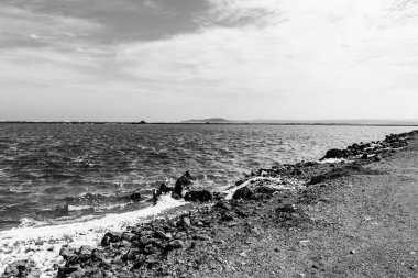 Salinas de Galerazamba manzaralı bir arka plan.