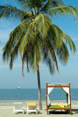 Bello Horizonte sahilinde dinlenmek için bir kulübe. Santa Marta, Magdalena, Kolombiya.