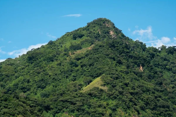 哥伦比亚安蒂奥基亚省La Pintada美丽的天然悬崖景观 — 图库照片