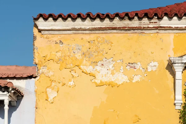 stock image Colorful architecture in the walled city. Cartagena, Bolvar, Colombia.