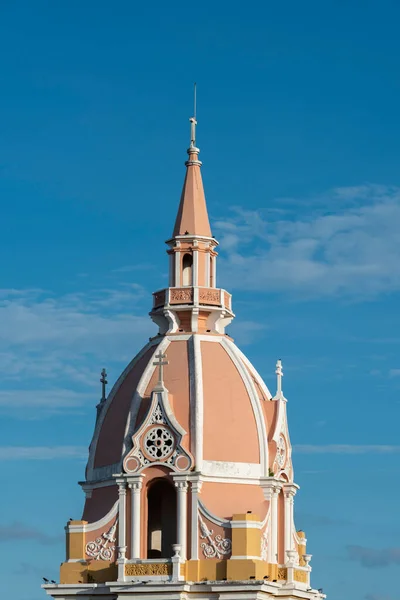 Torre Cúpula Iglesia Santa Catalina Con Cielo Azul Cartagena Bolívar —  Fotos de Stock