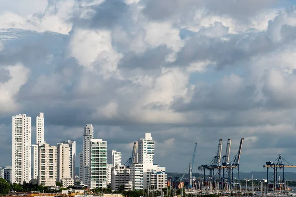 Stadthafen Und Manga Viertel Mit Bewölktem Himmel Cartagena Bolvar Kolumbien — Stockfoto