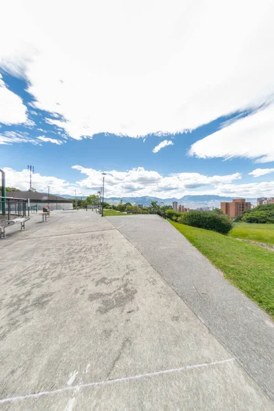 stock image Medellin, Antioquia, Colombia. August 7, 2020: Landscape with blue sky in the Uva La Ilusin park.