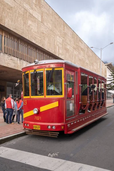 Bogotá Colômbia Julho 2021 Ônibus Turístico Vermelho Candelaria — Fotografia de Stock