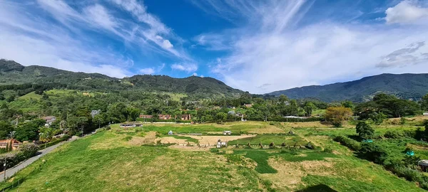 德尔埃斯科贝罗山上的自然景观 Envigado Antioquia Colombia — 图库照片