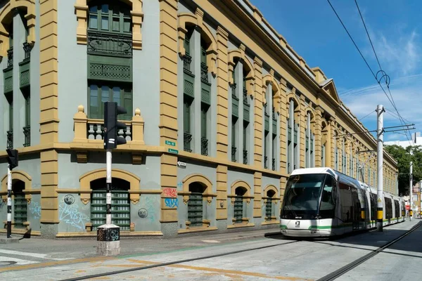 Medellin Antioquia Kolumbien Juli 2020 Stadtbahn Mit Blauem Himmel Und — Stockfoto